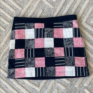 EUC Vineyard Vines lined skirt